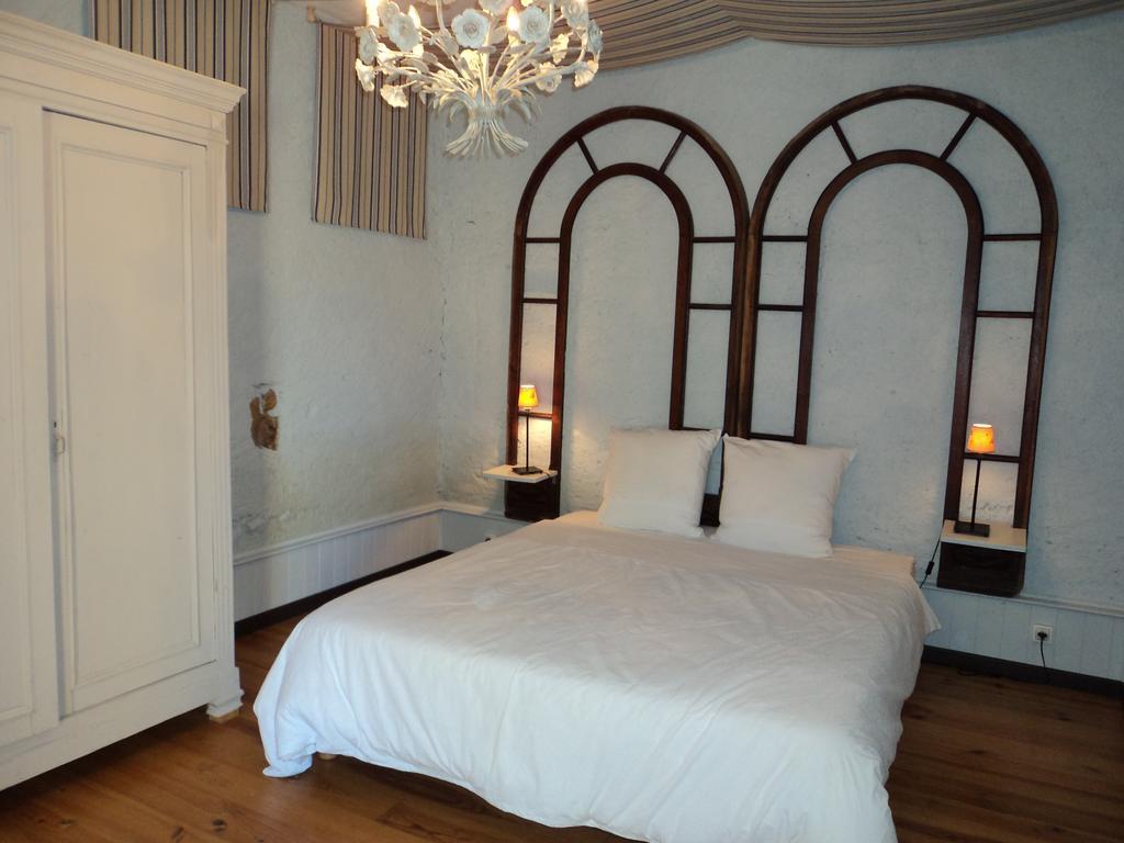 Chambres D'Hotes La Vie En Roses Iguerande エクステリア 写真