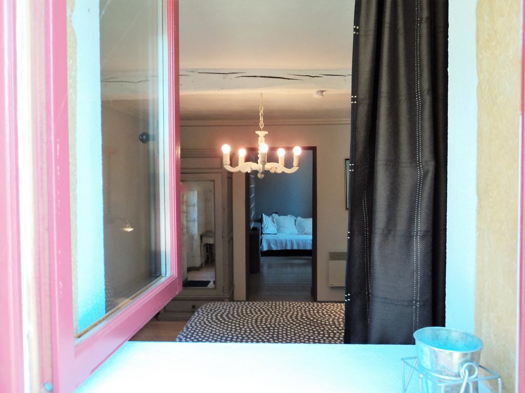 Chambres D'Hotes La Vie En Roses Iguerande エクステリア 写真